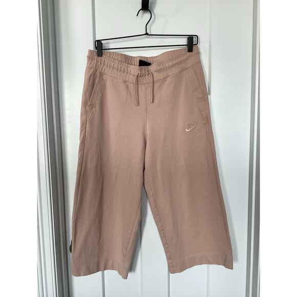 Nike Women's High Rise Wide Leg Cropped Sweatpants Peach Pink Size Medium - Picture 1 of 10